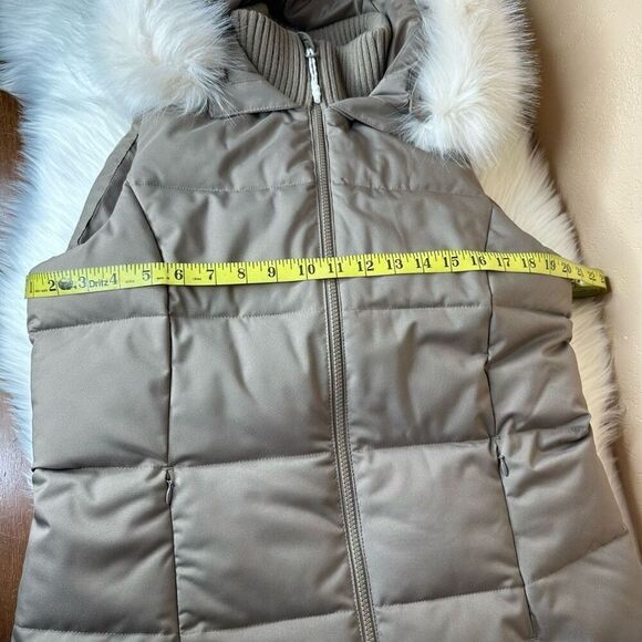 Sweaty Betty North Pole Primaloft Vest Size Medium - Picture 6 of 13